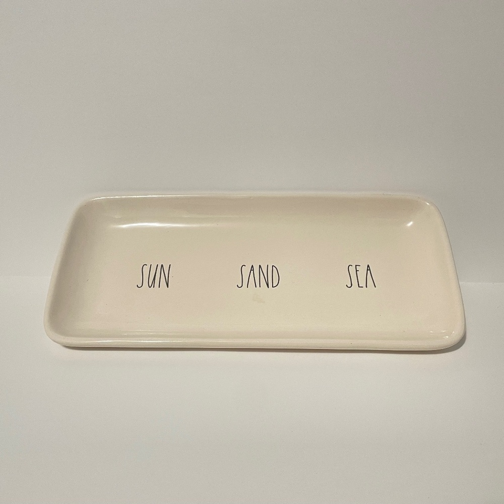 Sun Sand and Sea serving tray